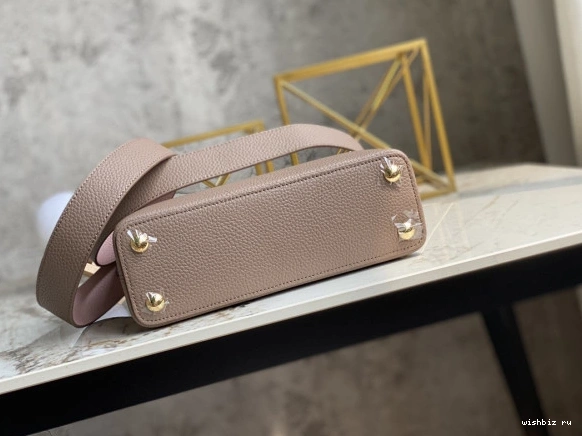 WIS VUITTON CAPUCINES BB LOUIS 0916